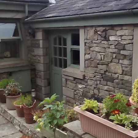 Courtyard Tatil Evi *