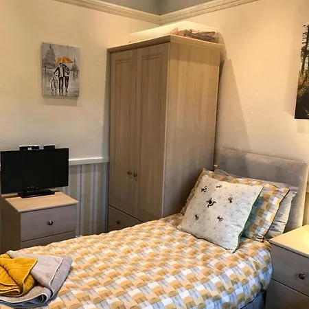 Courtyard Tatil Evi *