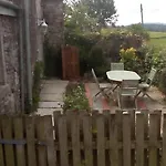 Dom wakacyjny Courtyard